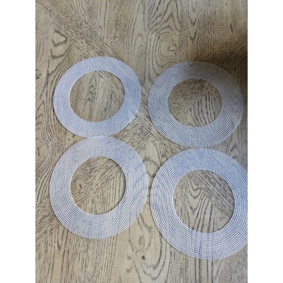 Vintage Plastic Canvas Sheets Circles Lot Of 8 Round Wreath Circles NOS New - Picture 2 of 4